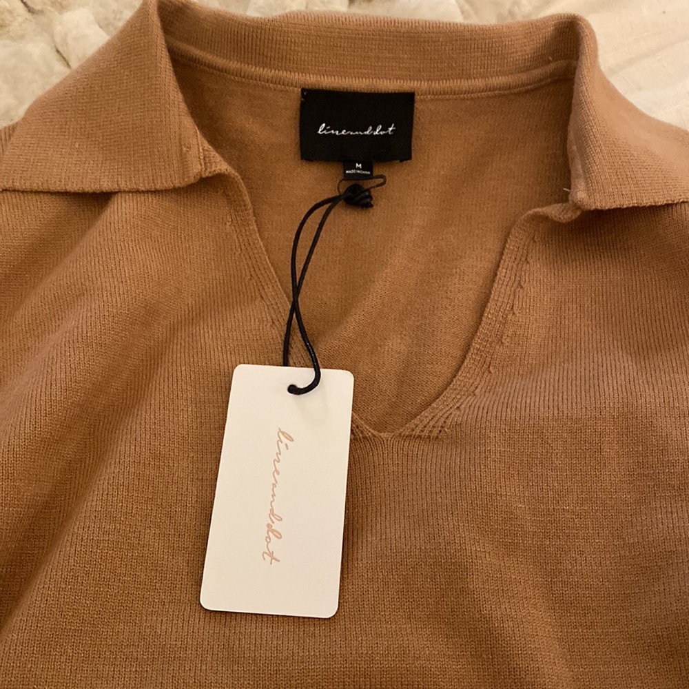 Line and Dot Collared Tee - Picture 2 of 4